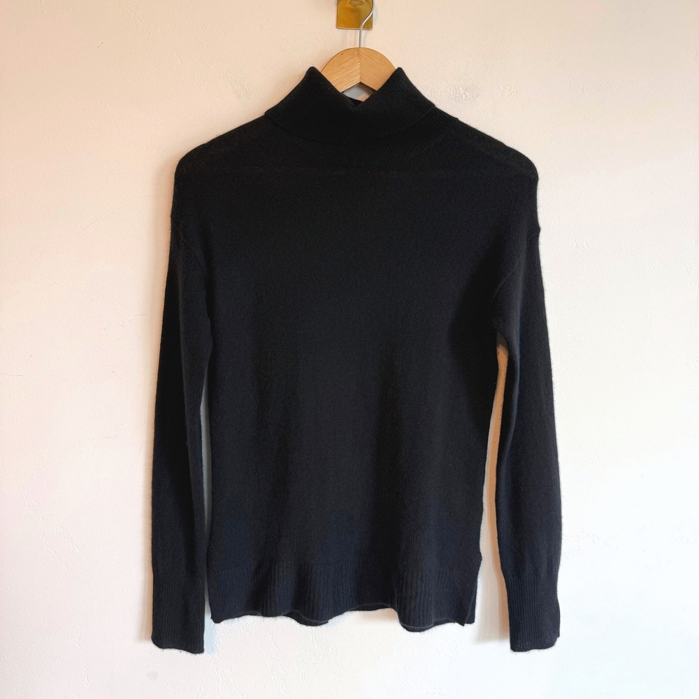 Nordstrom 100% Cashmere Turtleneck Sweater XS Black Quiet Luxury Minimalist